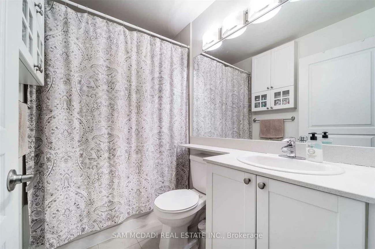 3525, Kariya, City Centre, Mississauga