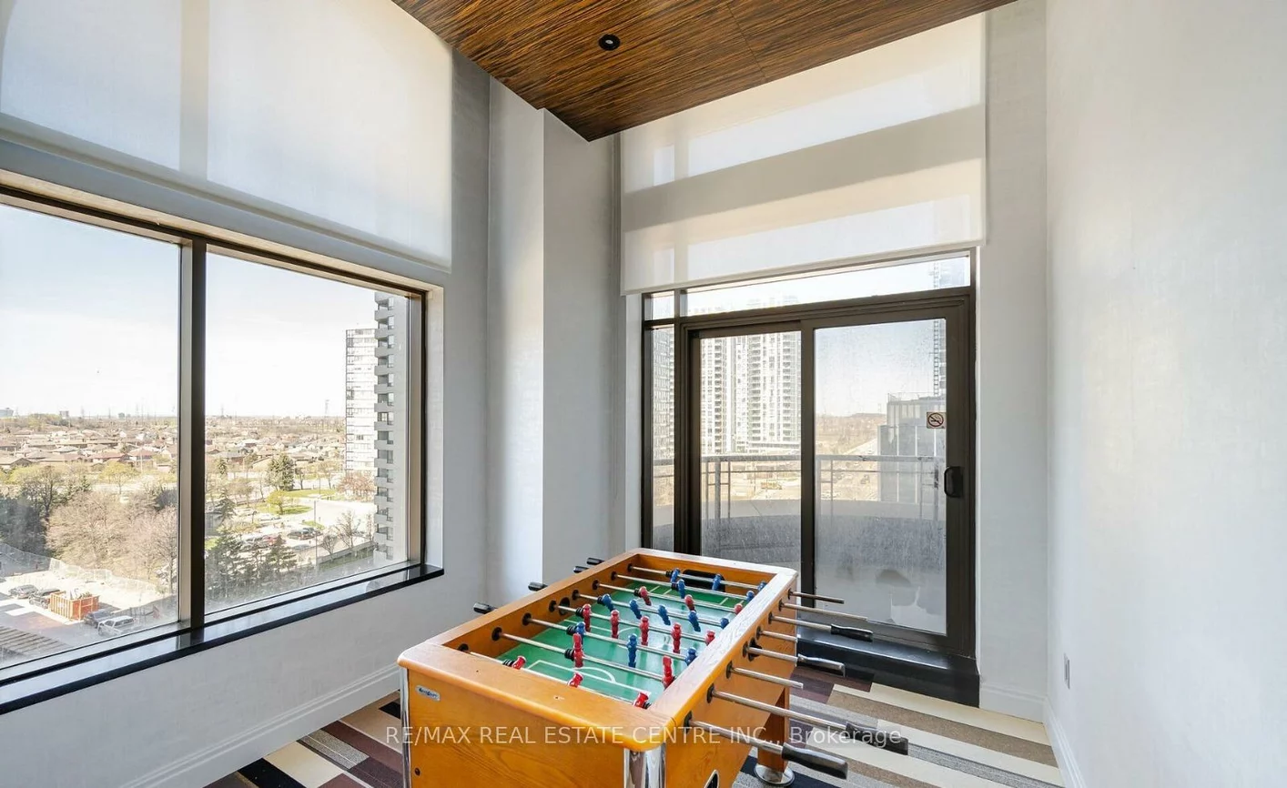 385, Prince of Wales, City Centre, Mississauga