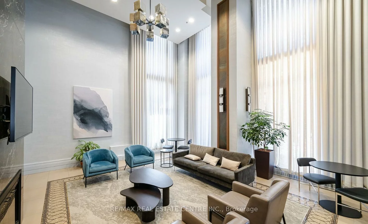 385, Prince of Wales, City Centre, Mississauga