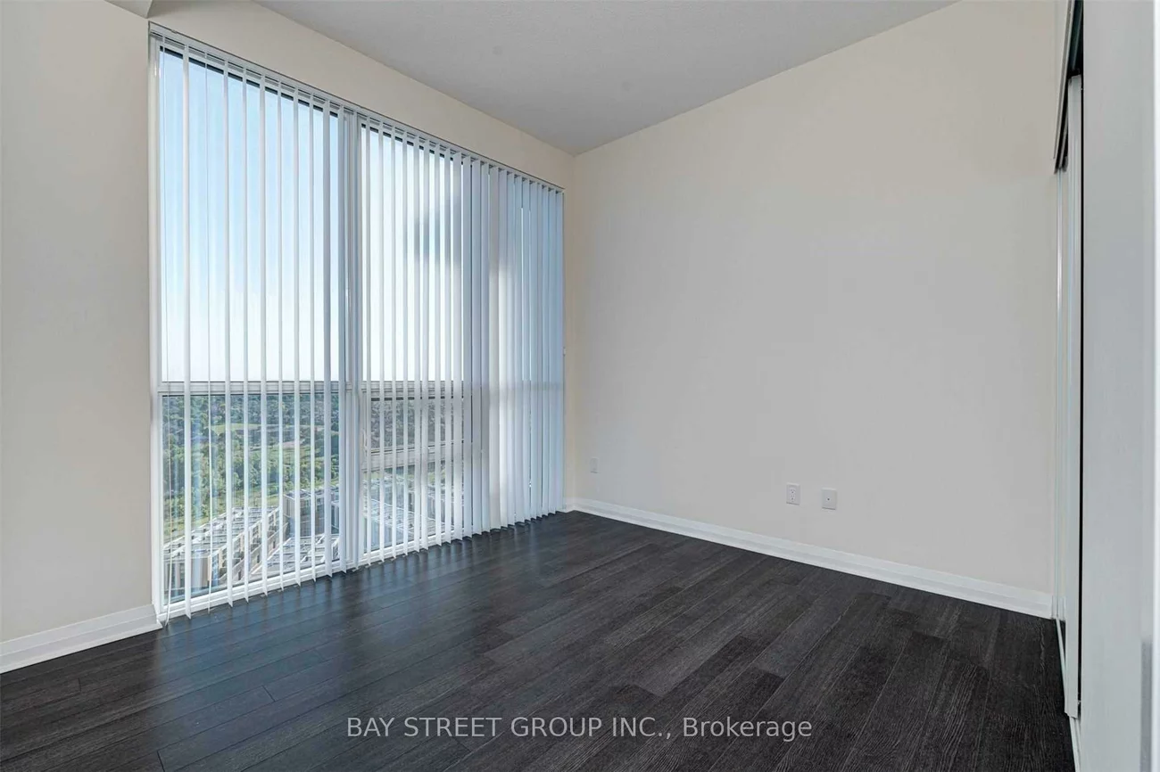 5033, Four Springs, Hurontario, Mississauga