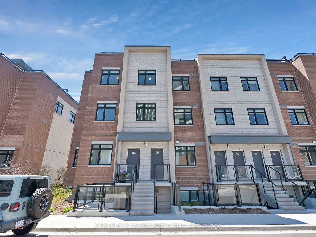 1070, Douglas Mccurdy, Lakeview, Mississauga