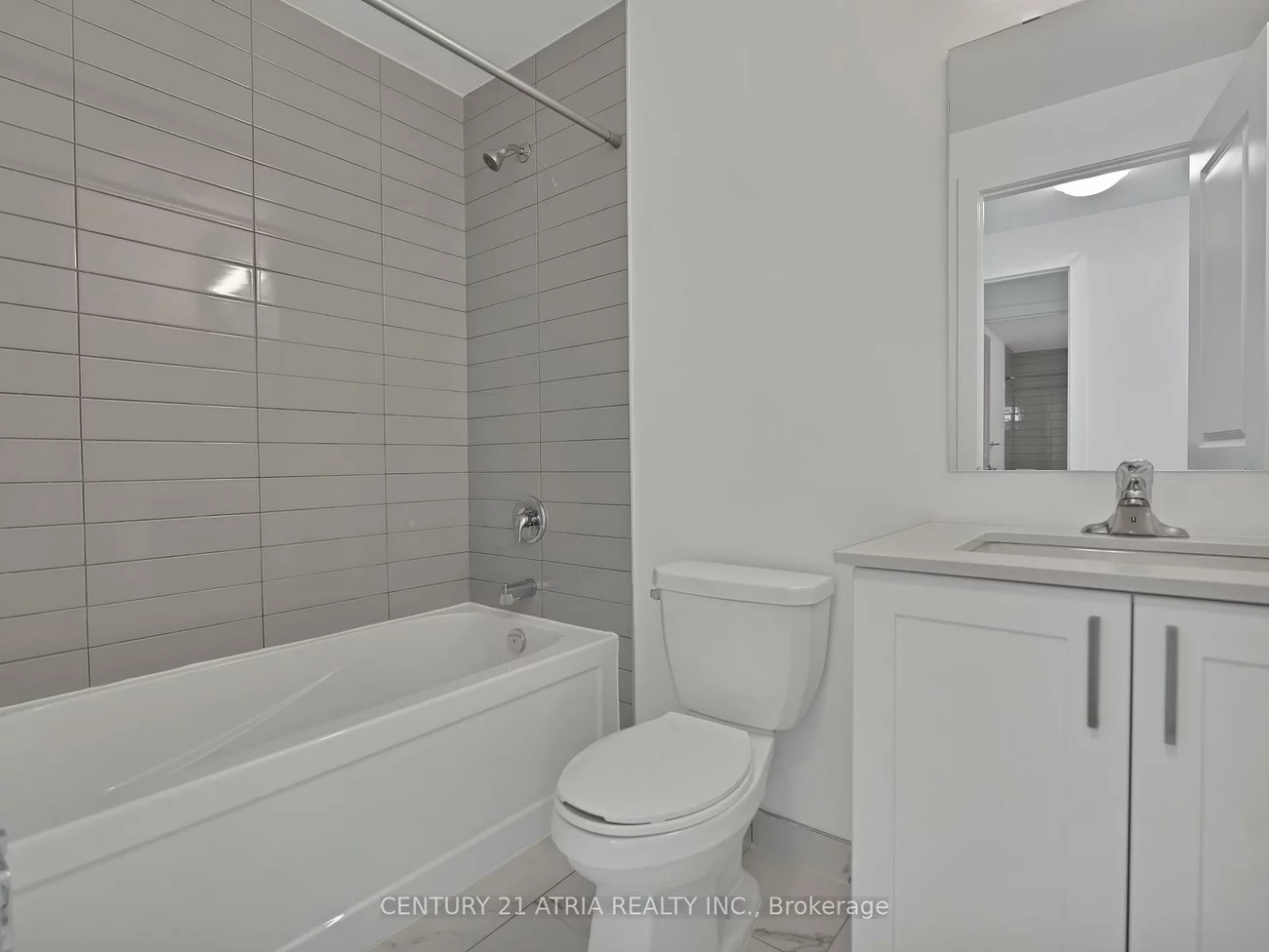 1070, Douglas Mccurdy, Lakeview, Mississauga