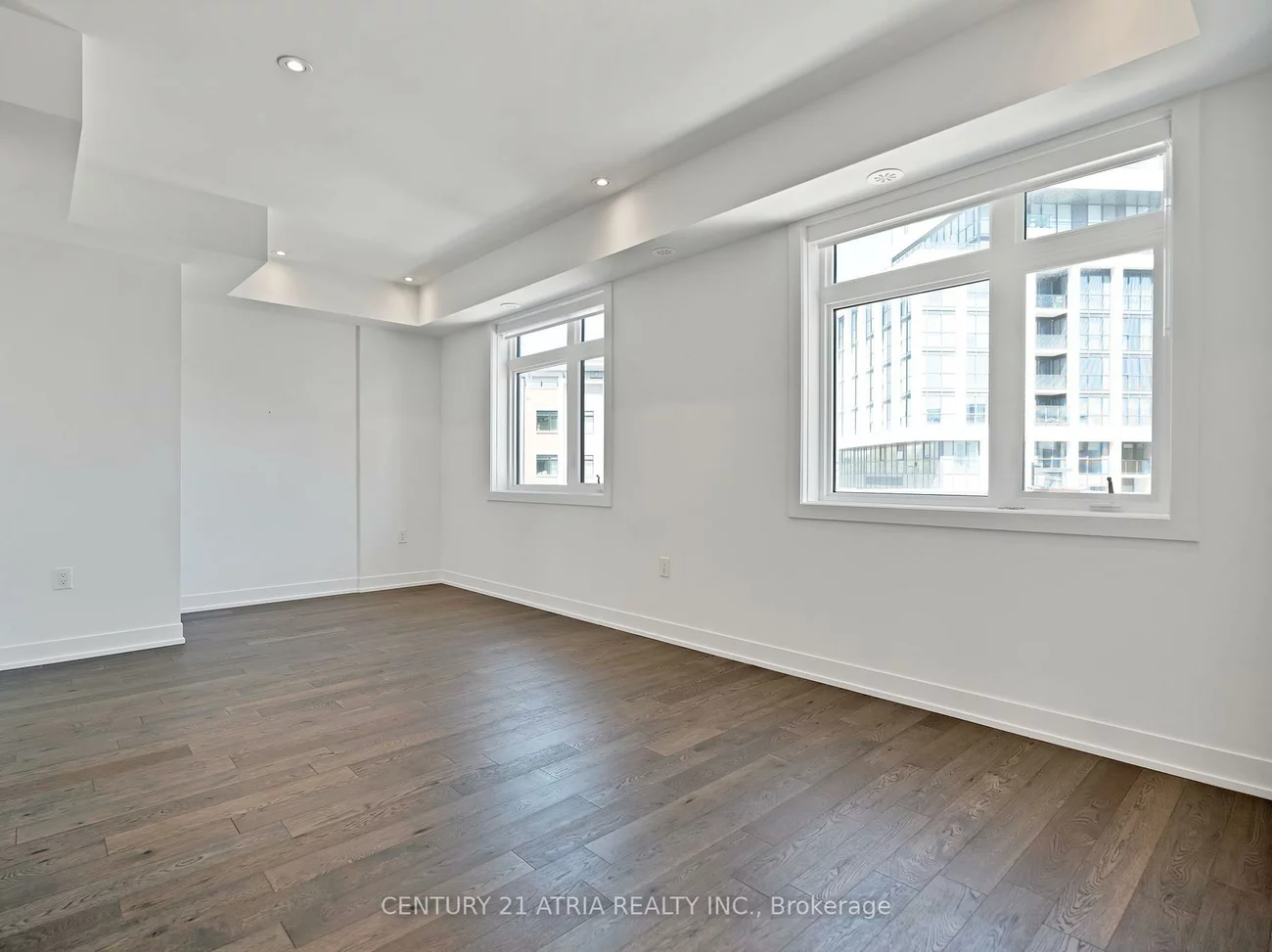 1070, Douglas Mccurdy, Lakeview, Mississauga