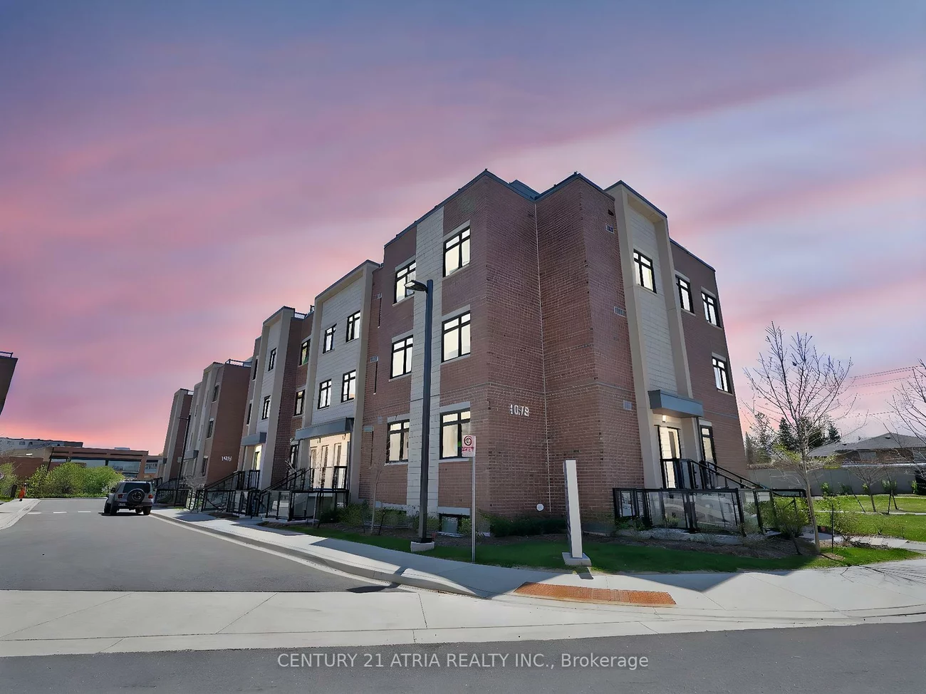1070, Douglas Mccurdy, Lakeview, Mississauga