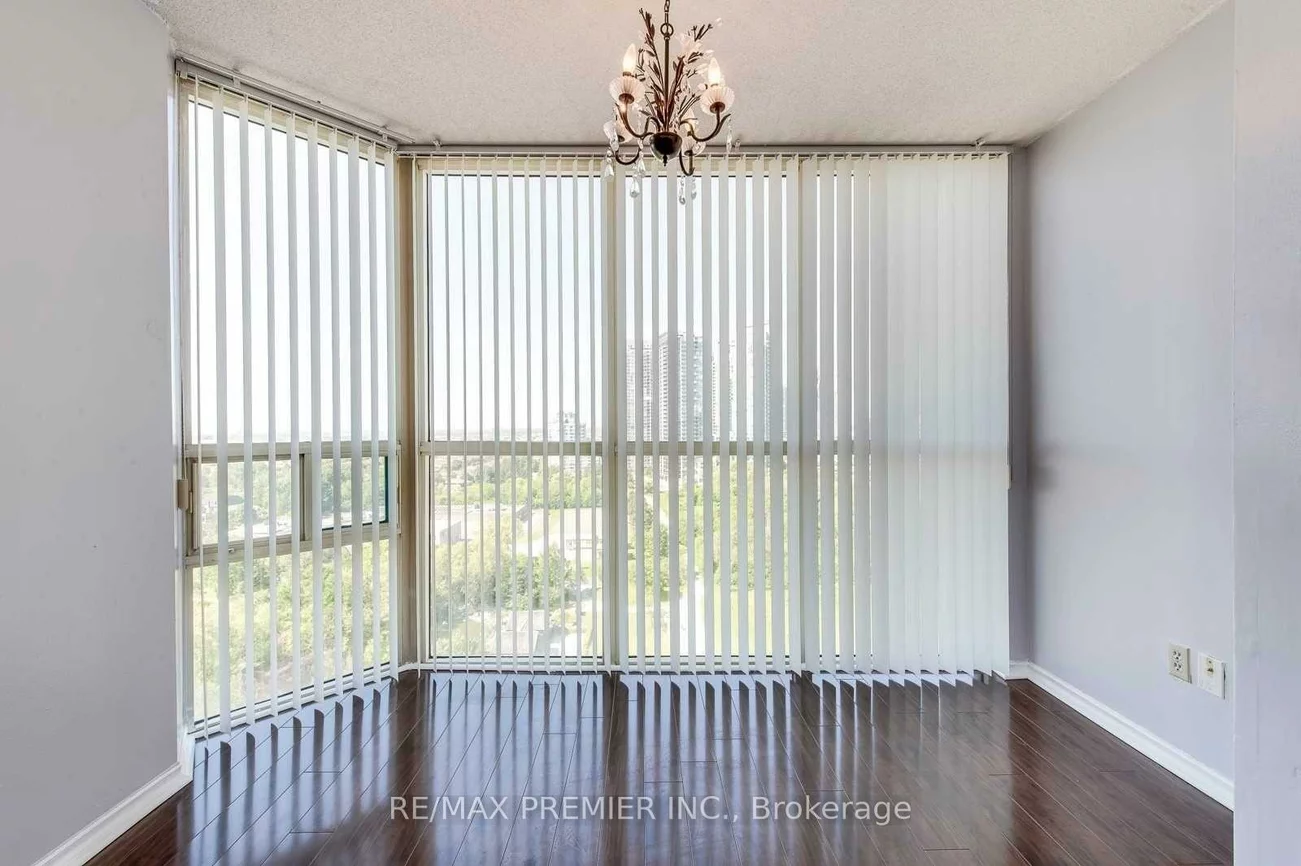 285, Enfield, City Centre, Mississauga