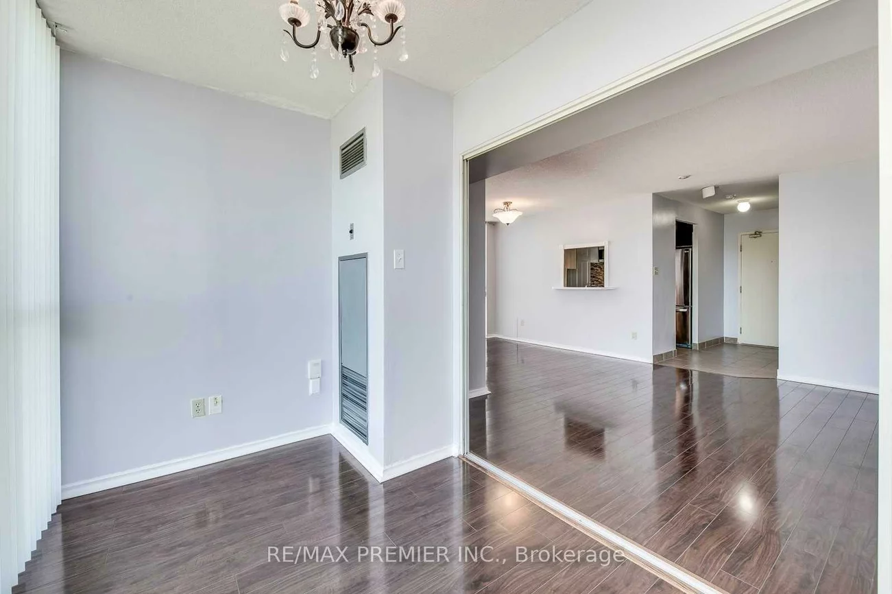 285, Enfield, City Centre, Mississauga
