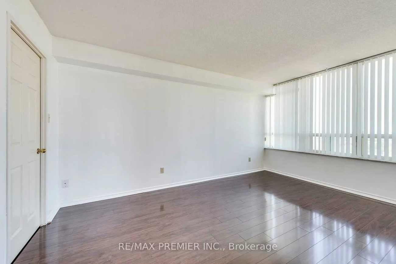 285, Enfield, City Centre, Mississauga