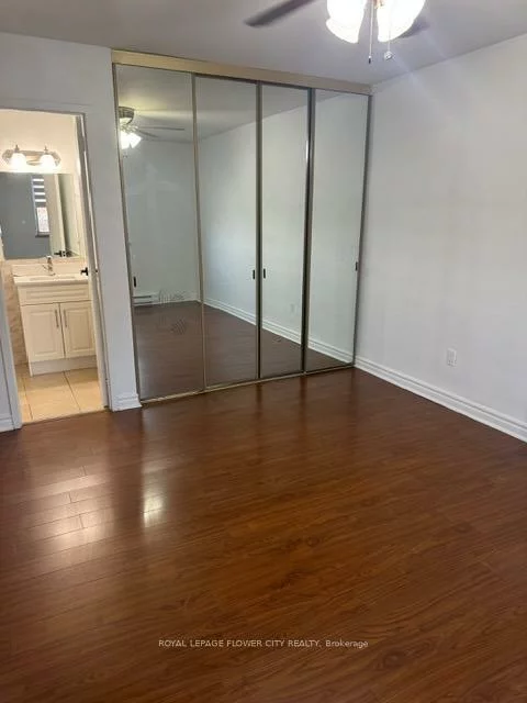 1660, Bloor, Applewood, Mississauga