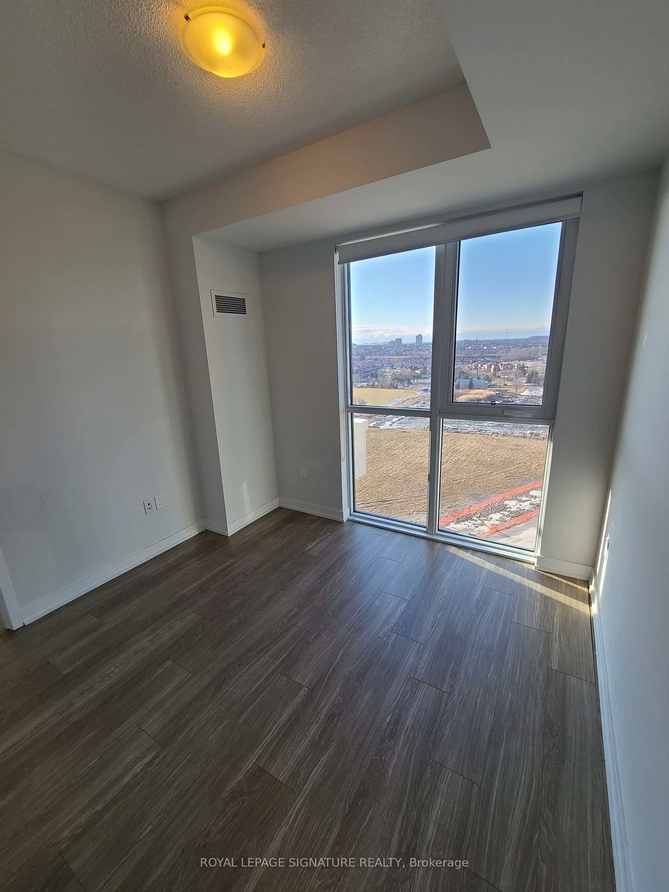 4085, Parkside Village, City Centre, Mississauga