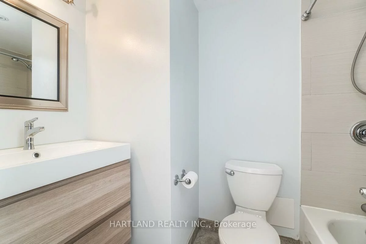 966, Inverhouse, Clarkson, Mississauga