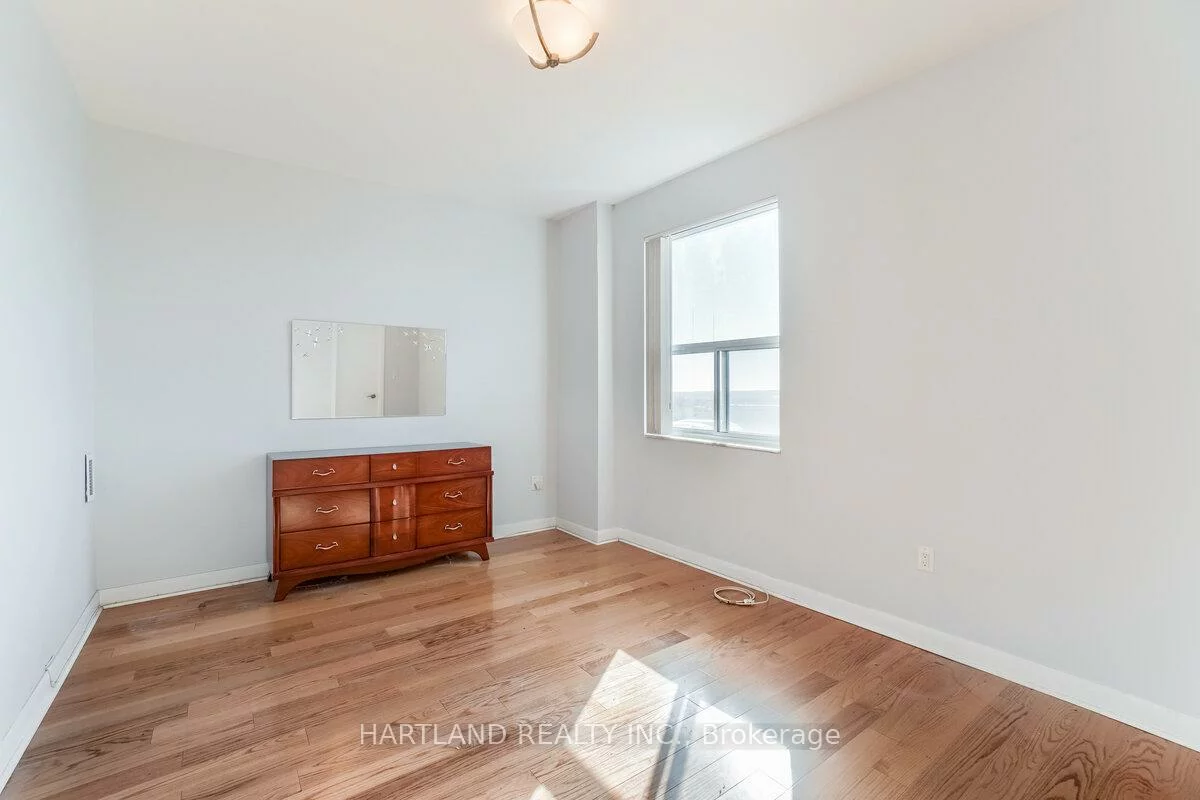 966, Inverhouse, Clarkson, Mississauga