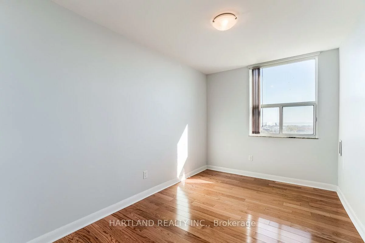 966, Inverhouse, Clarkson, Mississauga