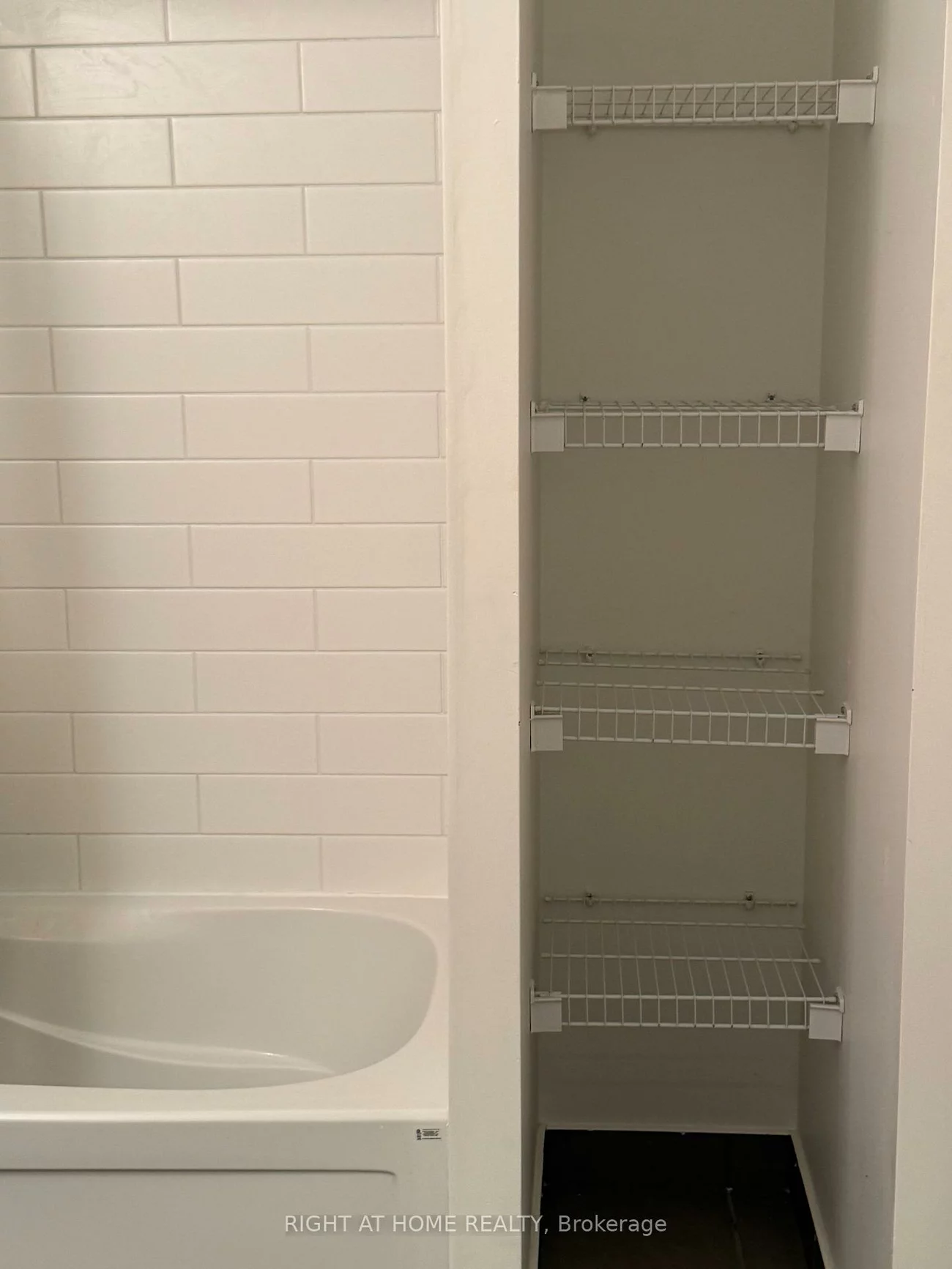 360, Square One, City Centre, Mississauga