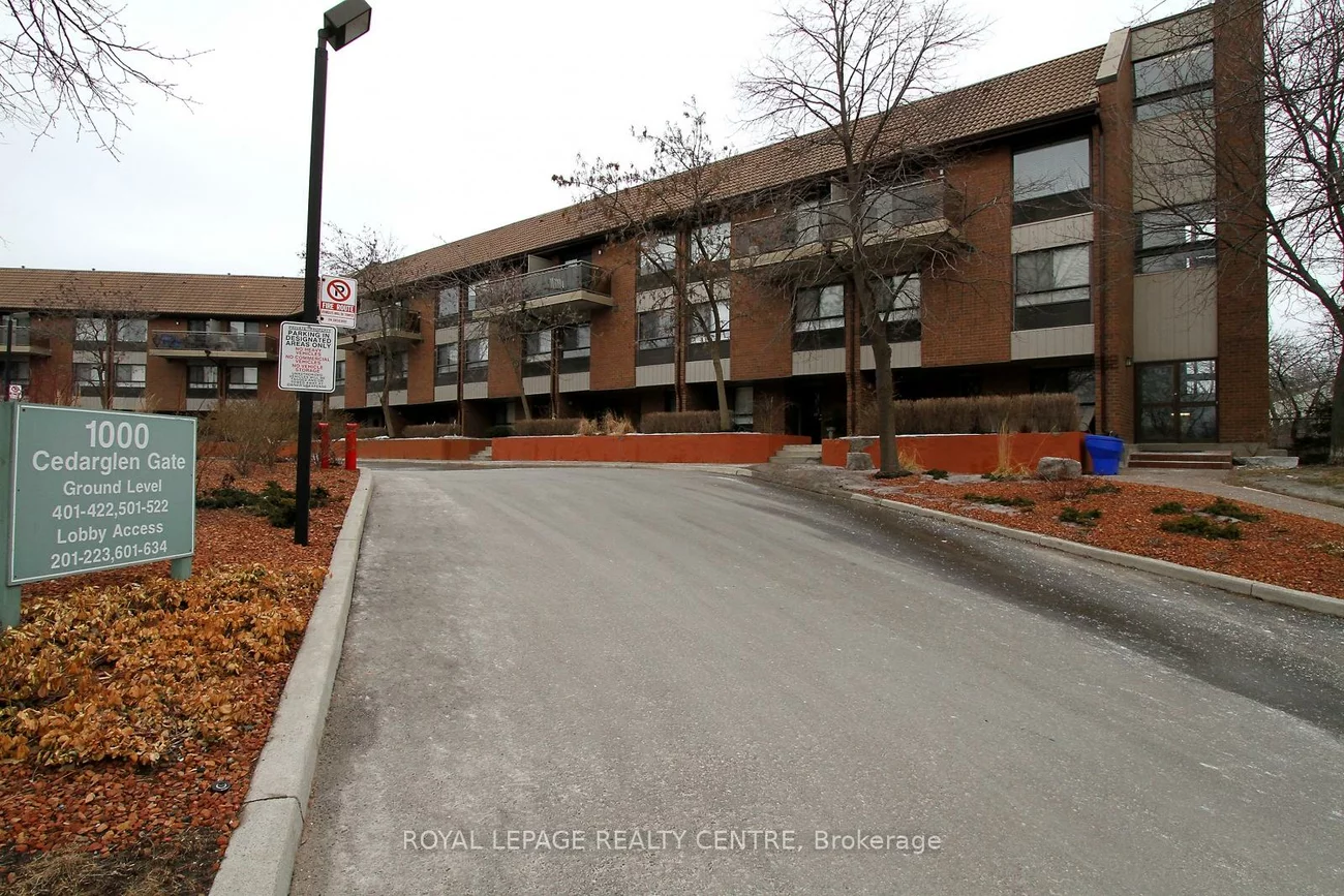 1000, Cedarglen, Erindale, Mississauga