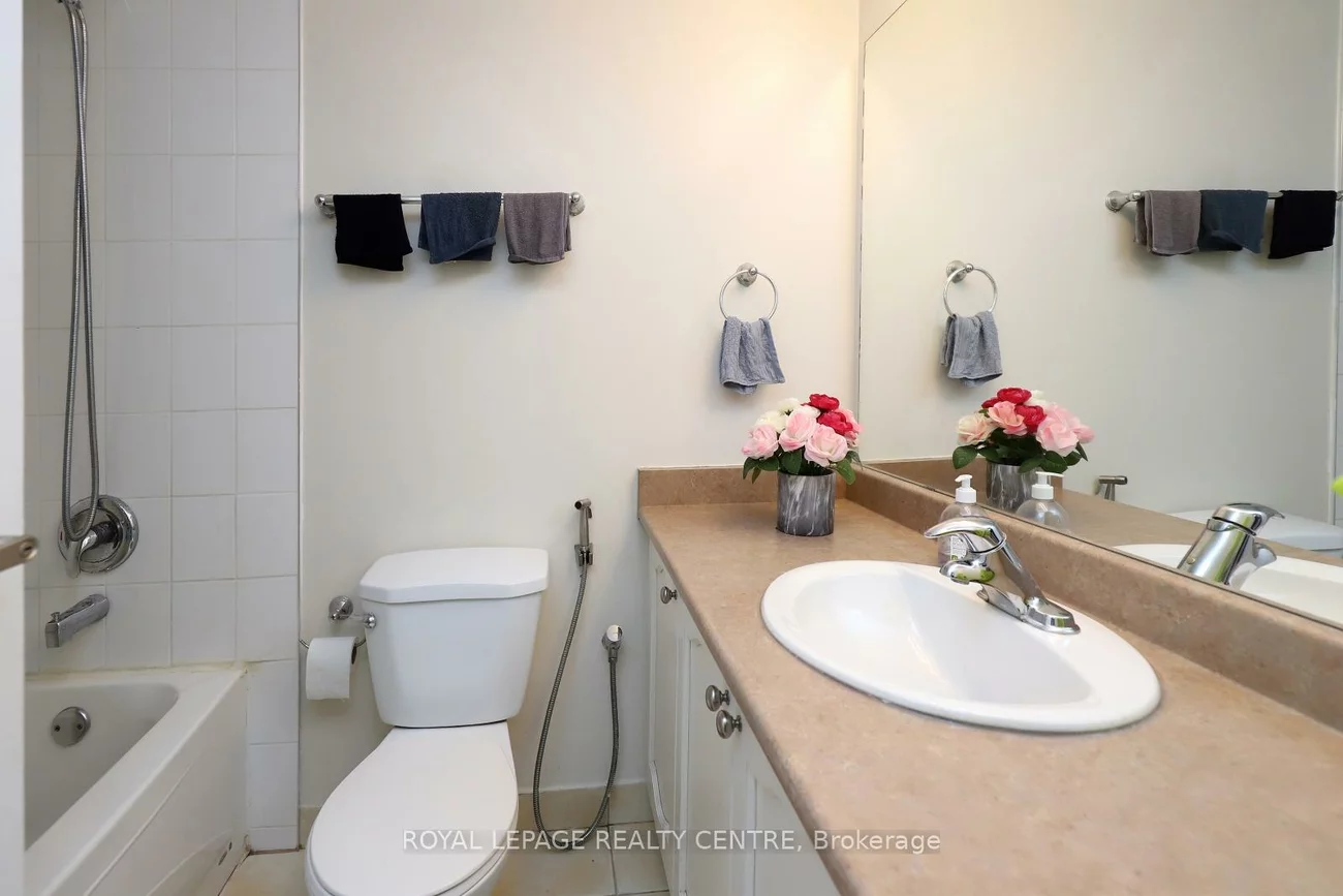 1000, Cedarglen, Erindale, Mississauga