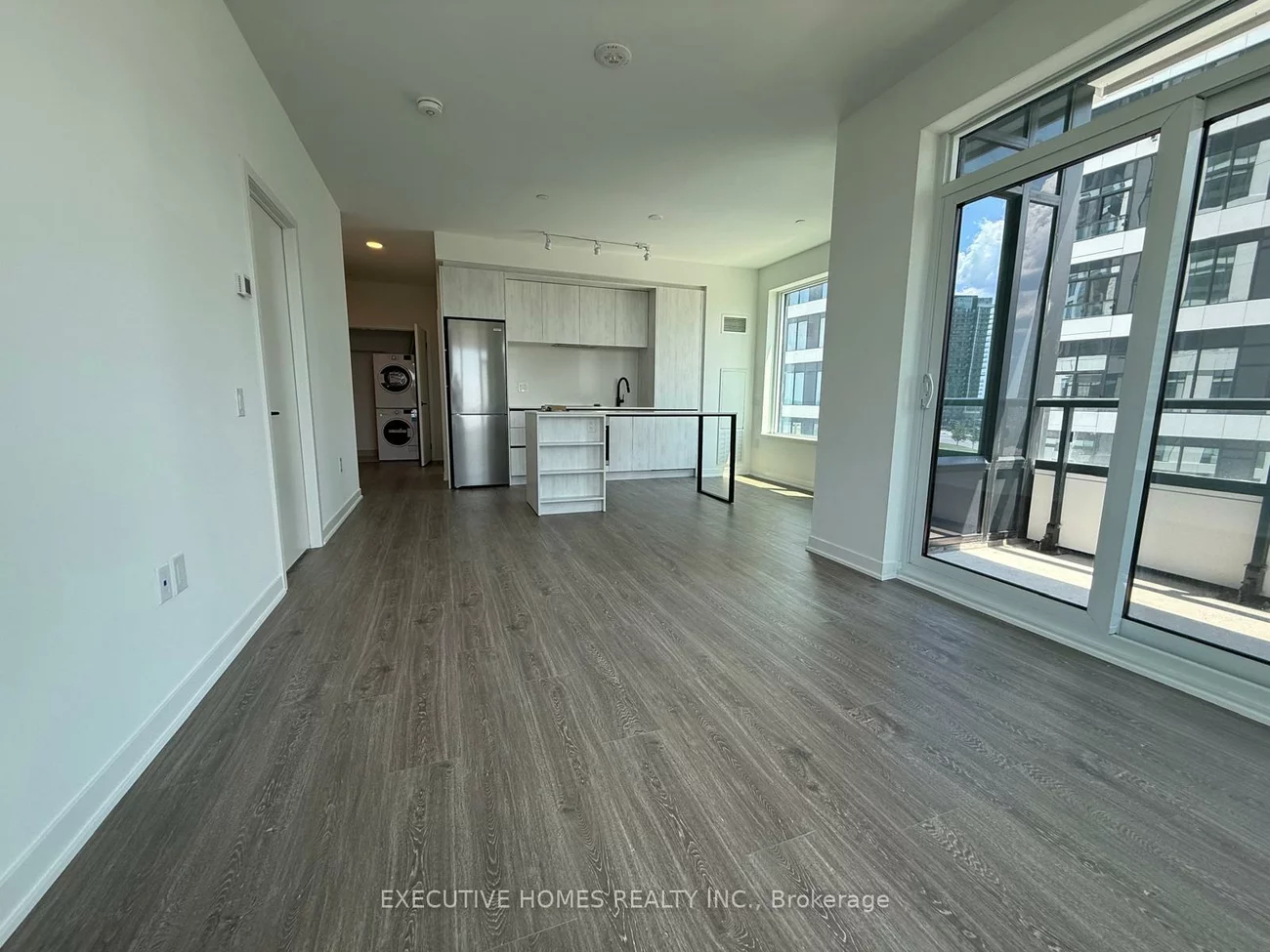 2495, Eglinton, Central Erin Mills, Mississauga
