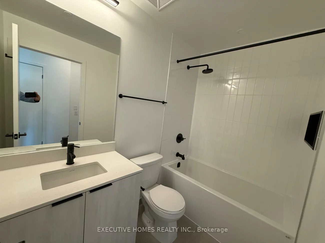 2495, Eglinton, Central Erin Mills, Mississauga