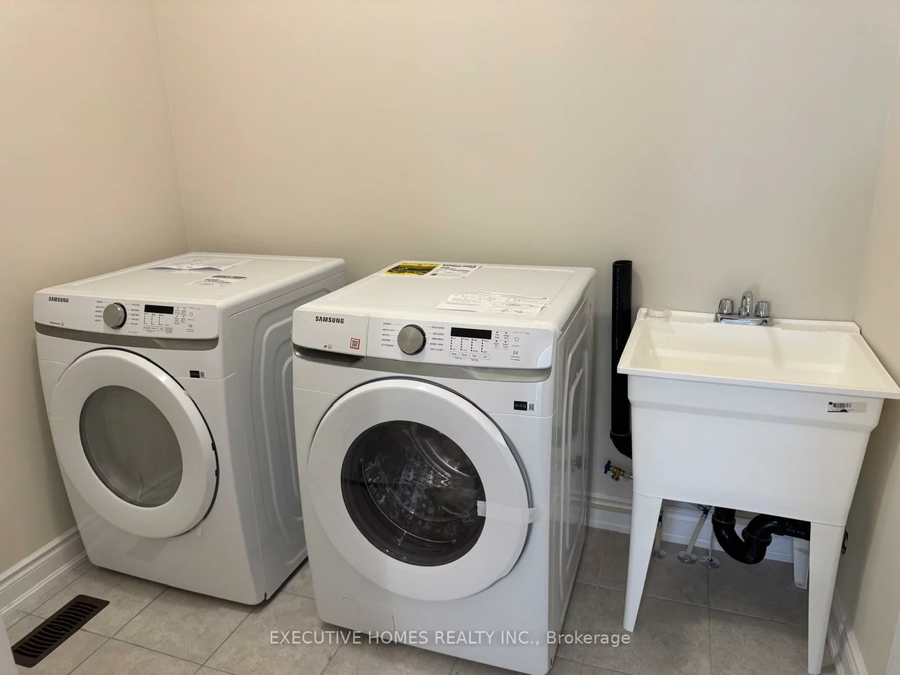 2495, Eglinton, Central Erin Mills, Mississauga