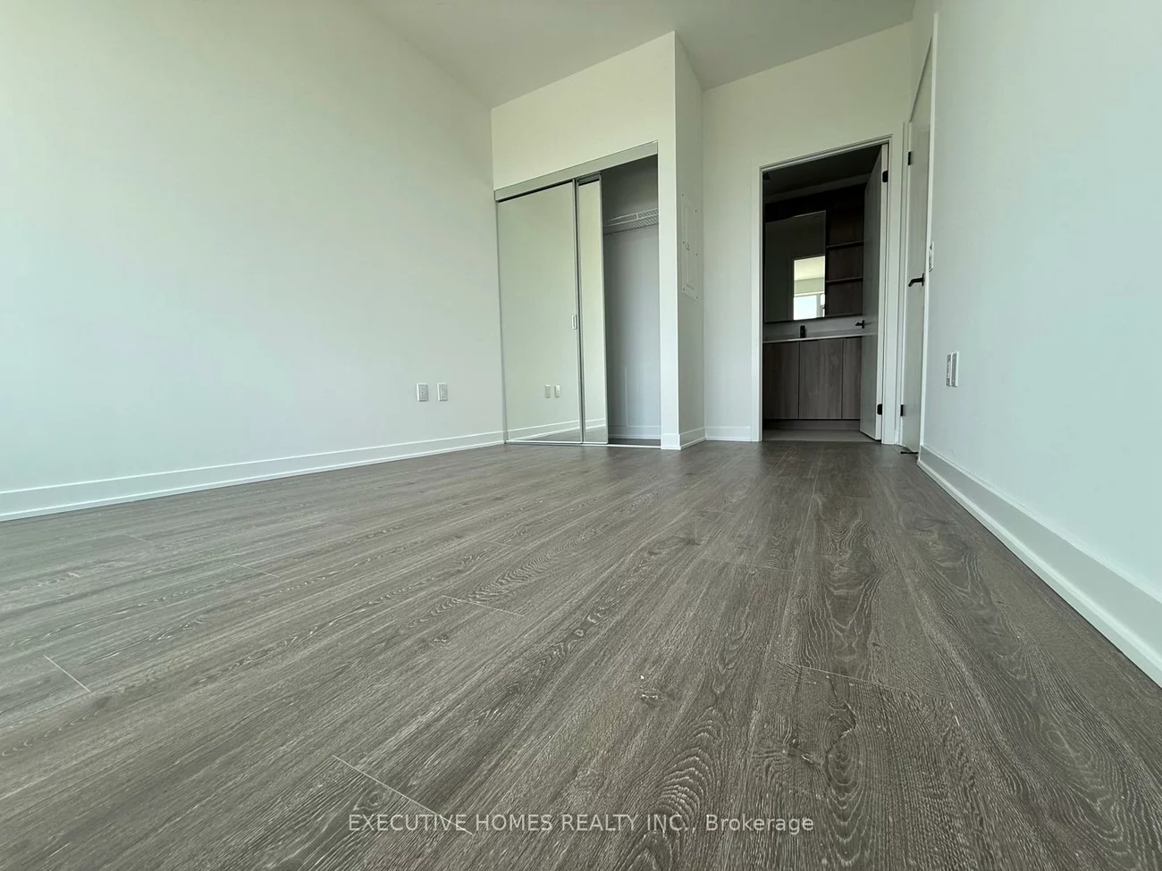 2495, Eglinton, Central Erin Mills, Mississauga