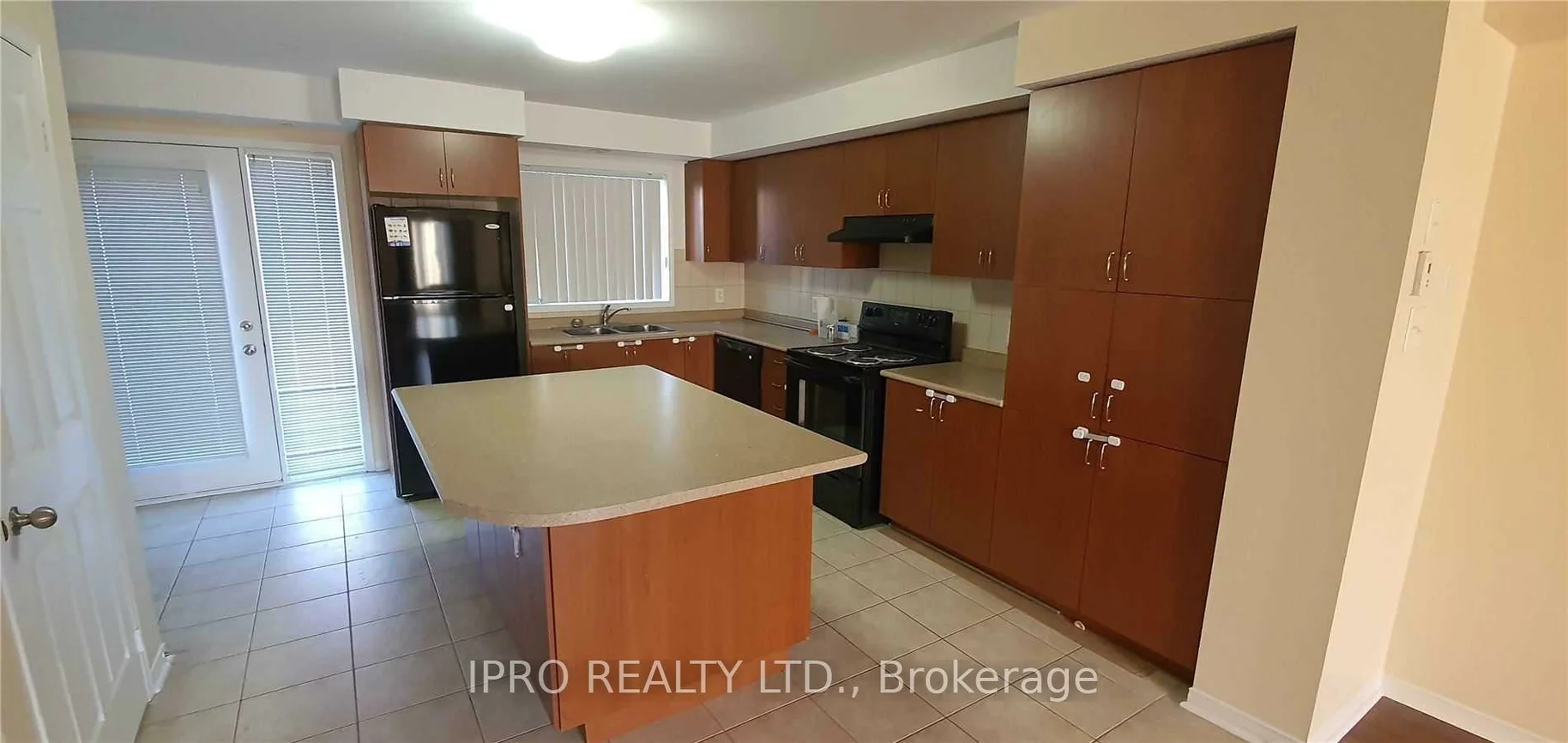 3030, Erin Centre, Churchill Meadows, Mississauga
