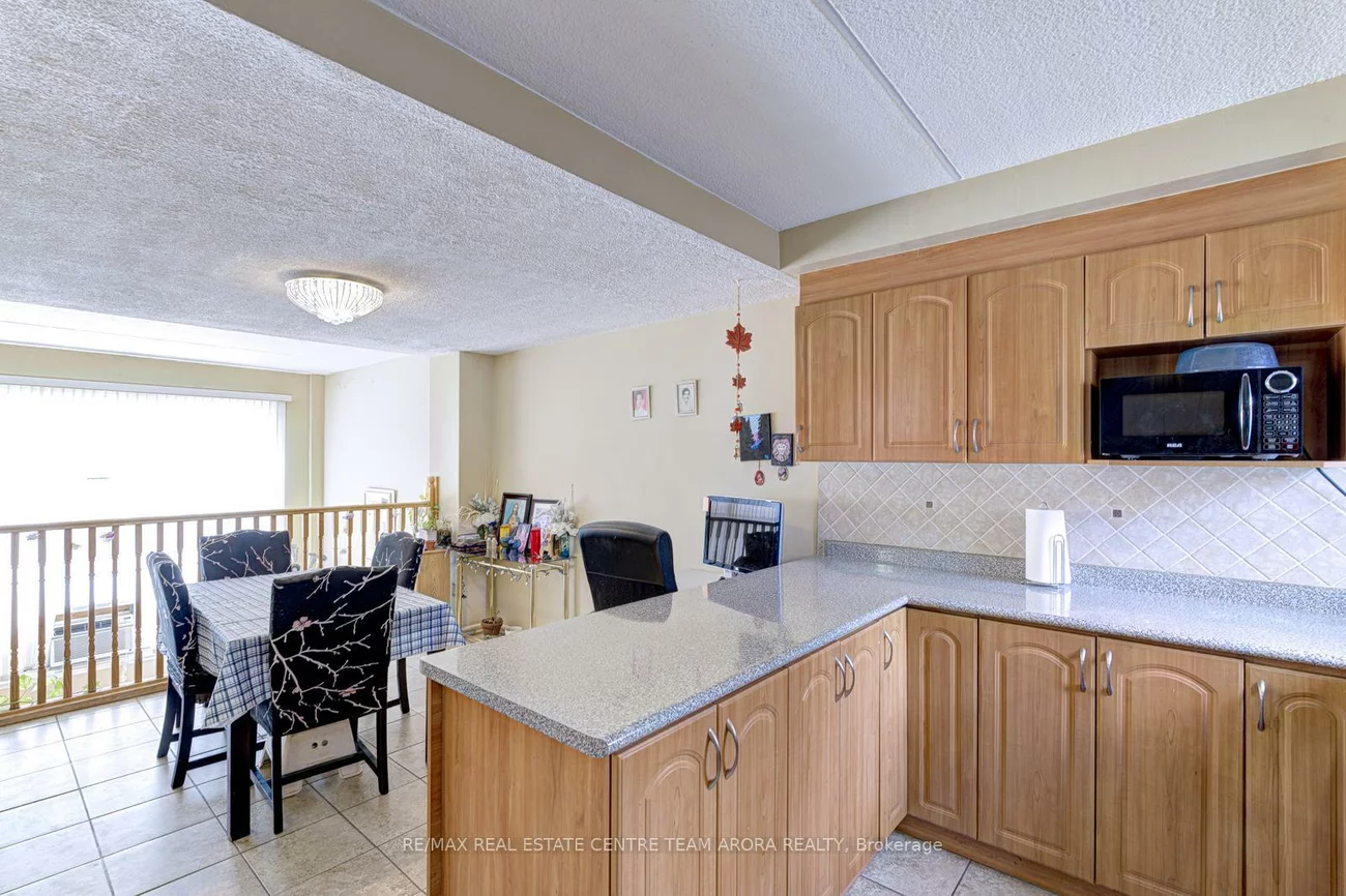 180, Mississauga Valley, Mississauga Valleys, Mississauga