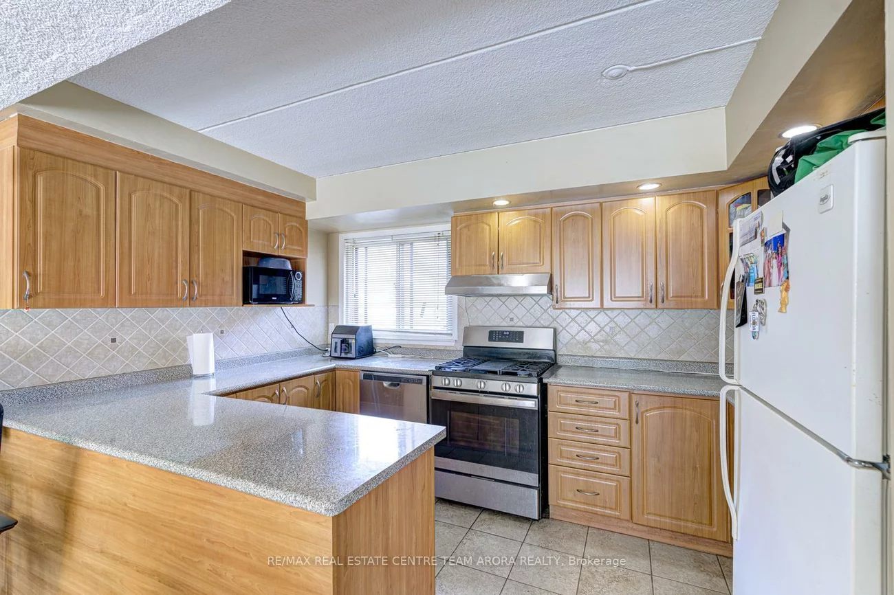 180, Mississauga Valley, Mississauga Valleys, Mississauga