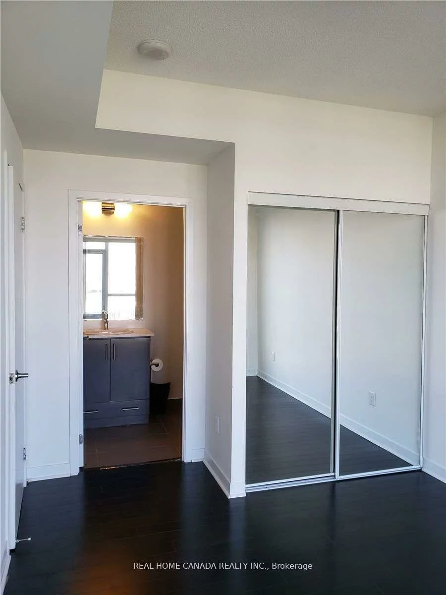 360, Square One, City Centre, Mississauga