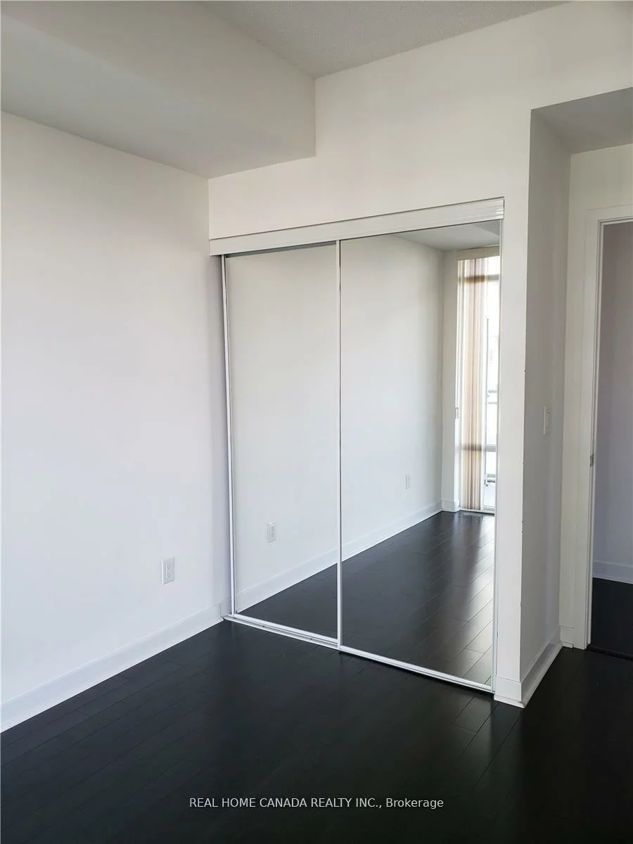 360, Square One, City Centre, Mississauga