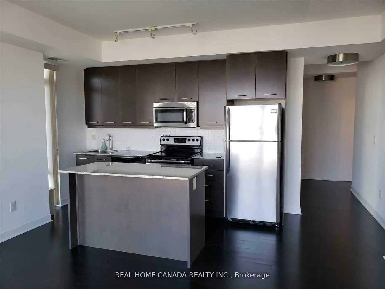 360, Square One, City Centre, Mississauga