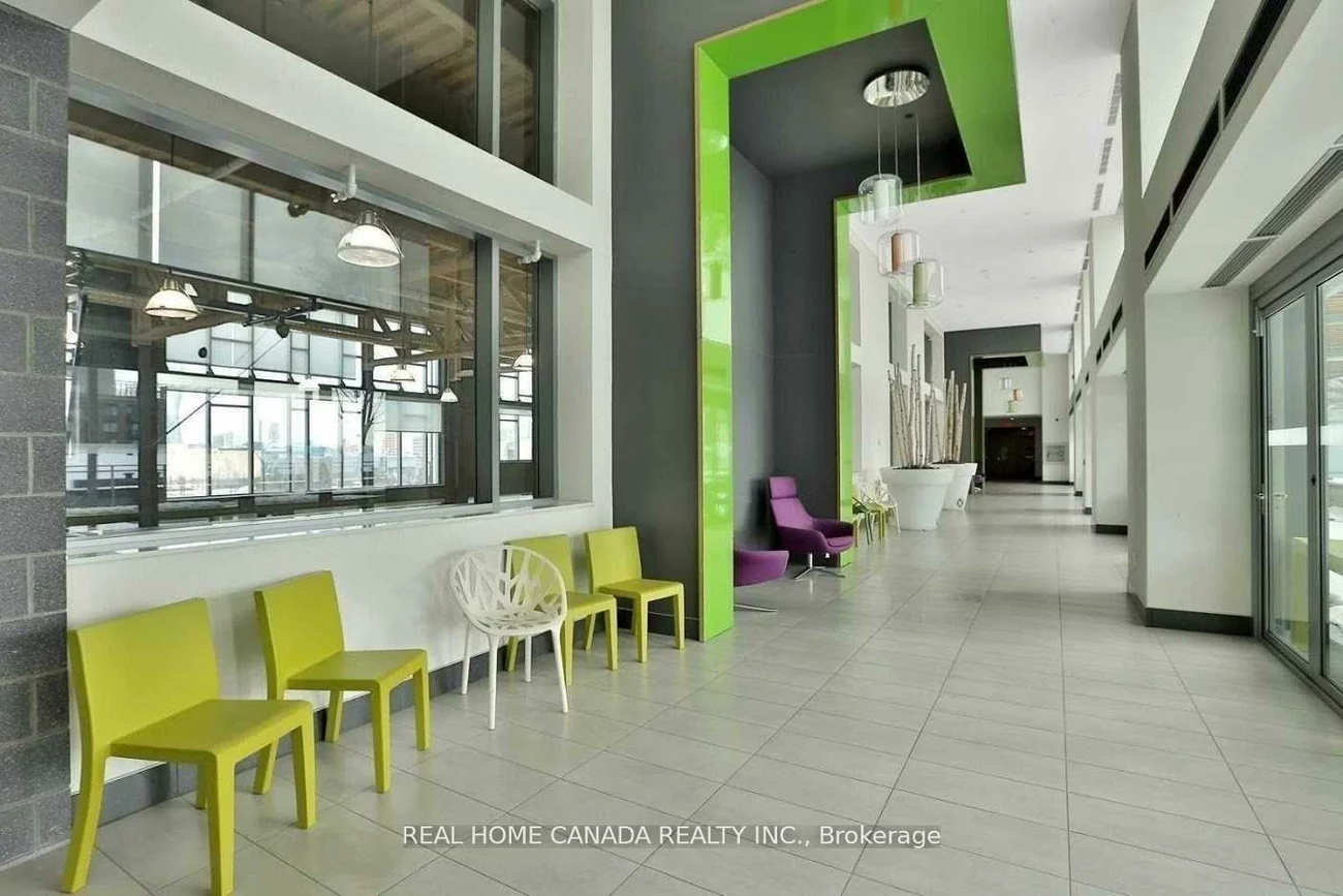 360, Square One, City Centre, Mississauga