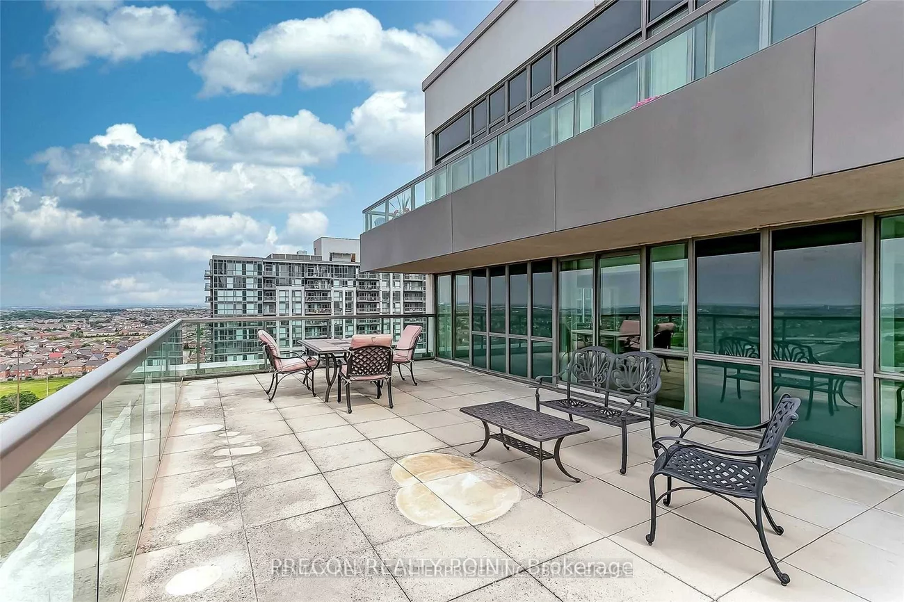 335, Rathburn, City Centre, Mississauga