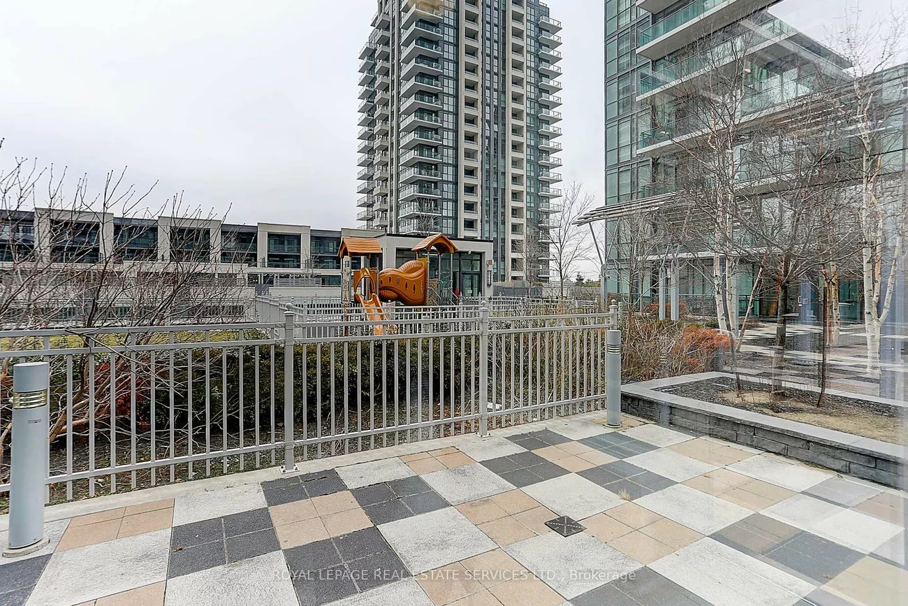 4070, Confederation, City Centre, Mississauga