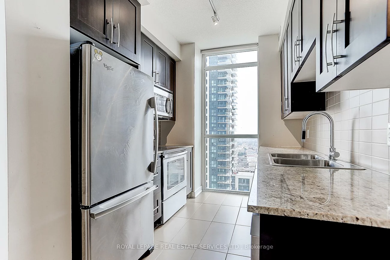 4070, Confederation, City Centre, Mississauga