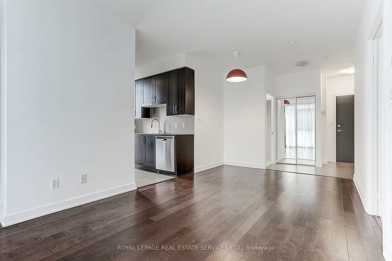 4070, Confederation, City Centre, Mississauga