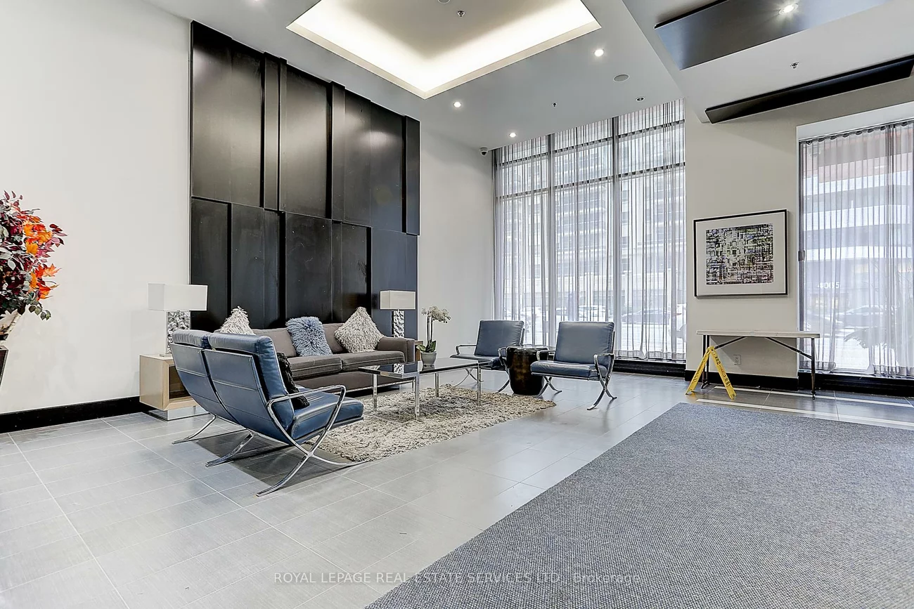 4070, Confederation, City Centre, Mississauga