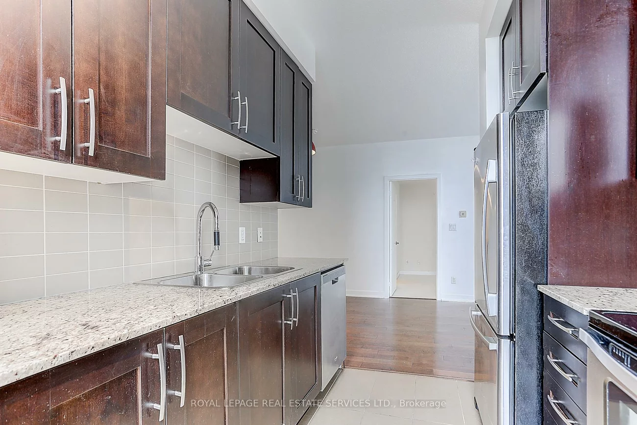 4070, Confederation, City Centre, Mississauga