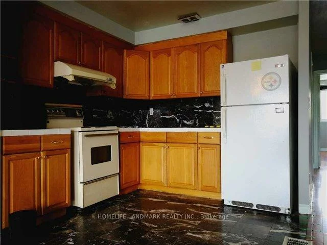1171B, Lakeshore, Lakeview, Mississauga