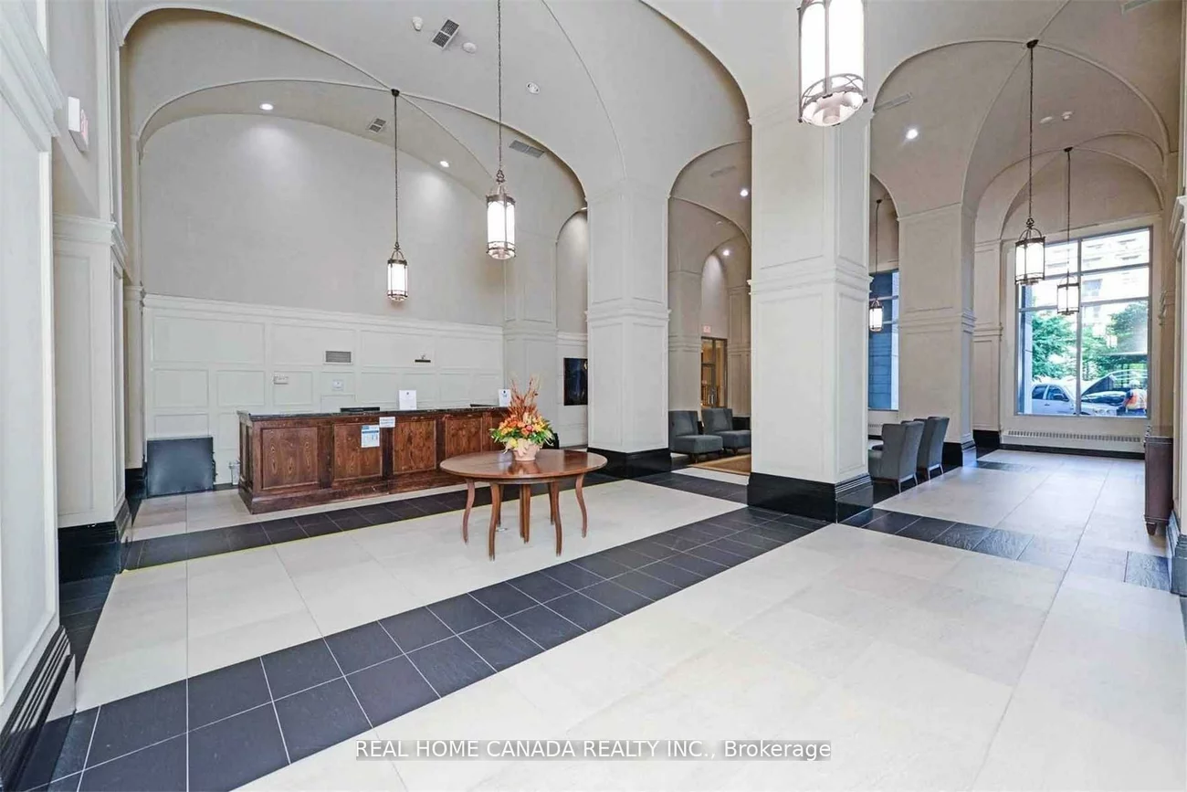 388, Prince Of Wales, City Centre, Mississauga
