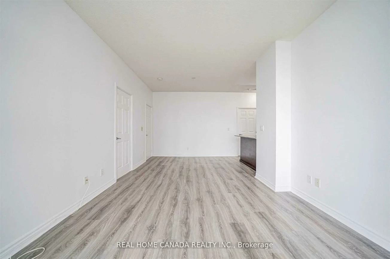 388, Prince Of Wales, City Centre, Mississauga
