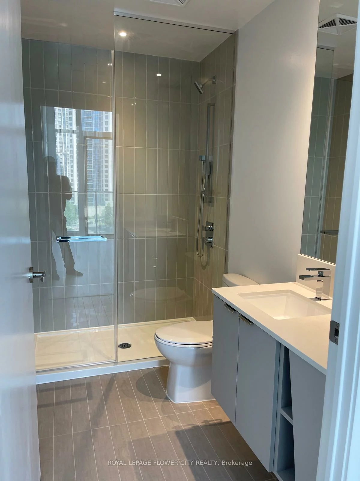 3883, Quartz, City Centre, Mississauga