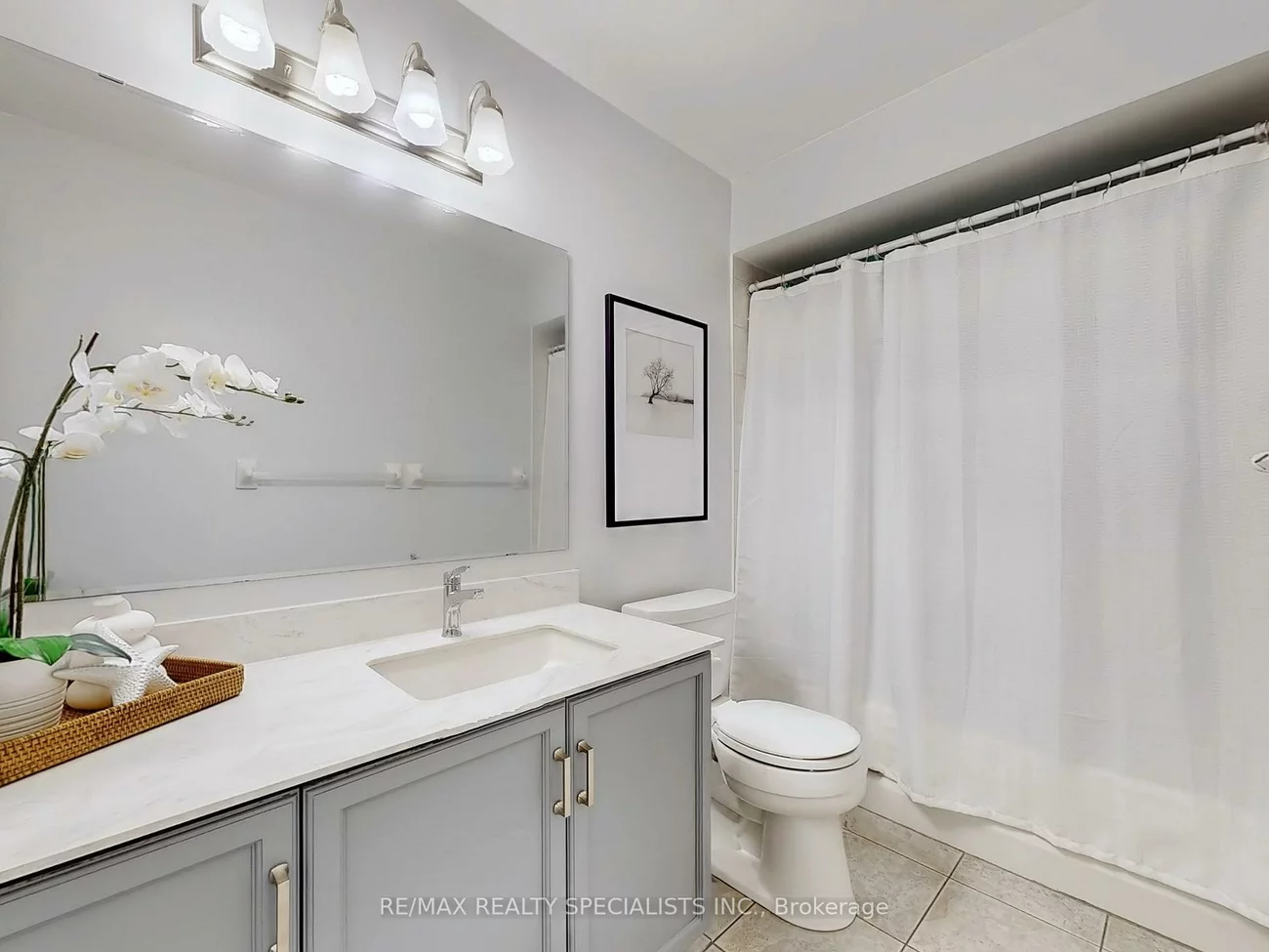 2945, Thomas, Central Erin Mills, Mississauga