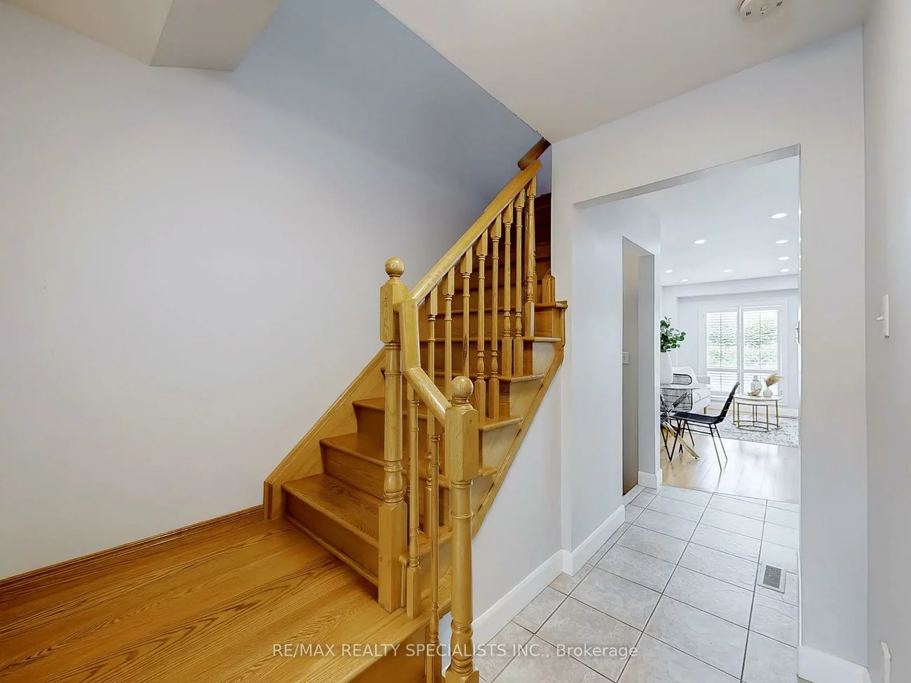 2945, Thomas, Central Erin Mills, Mississauga