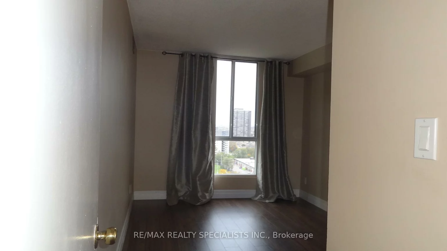 145, Hillcrest, Cooksville, Mississauga