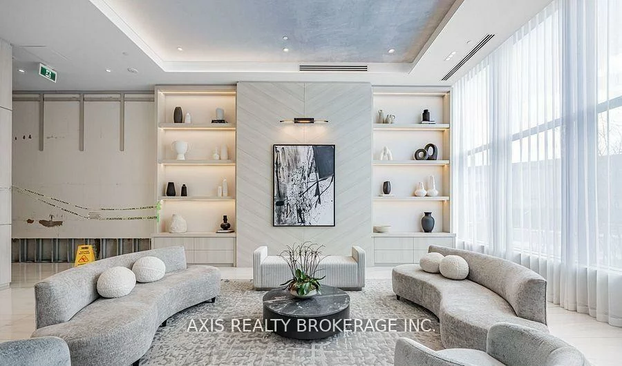 1063, Douglas Mccurdy Comm, Lakeview, Mississauga