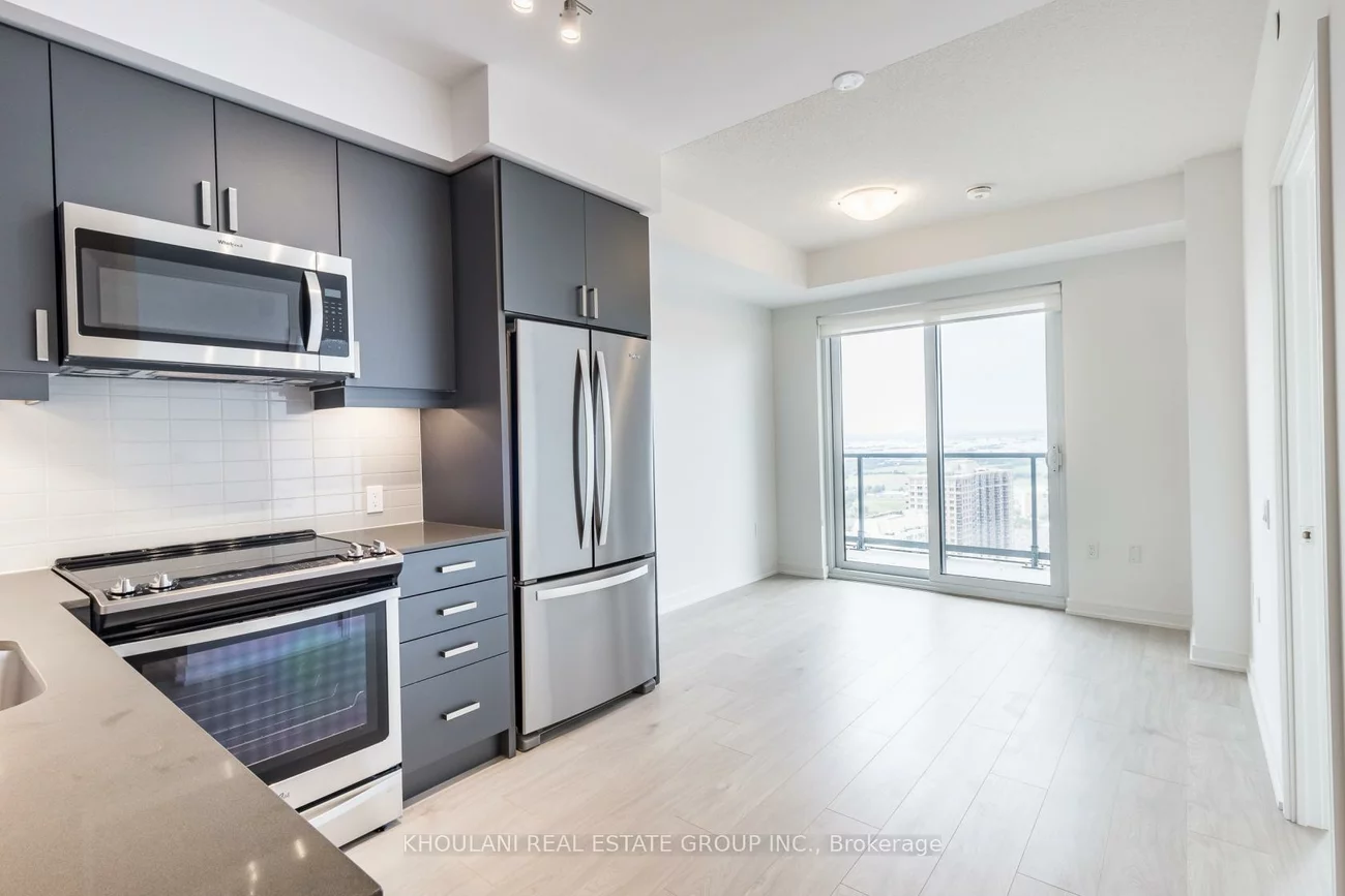 8, Nahani, Hurontario, Mississauga