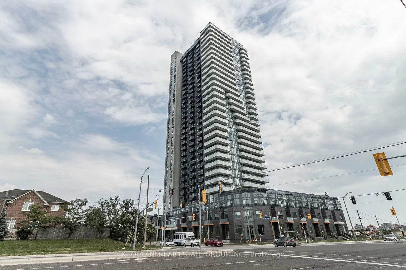 8, Nahani, Hurontario, Mississauga