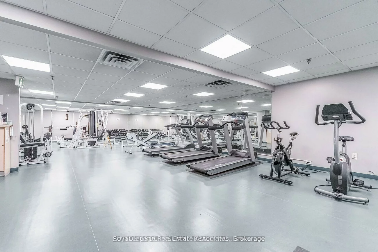 2177, Burnhamthorpe, Erin Mills, Mississauga