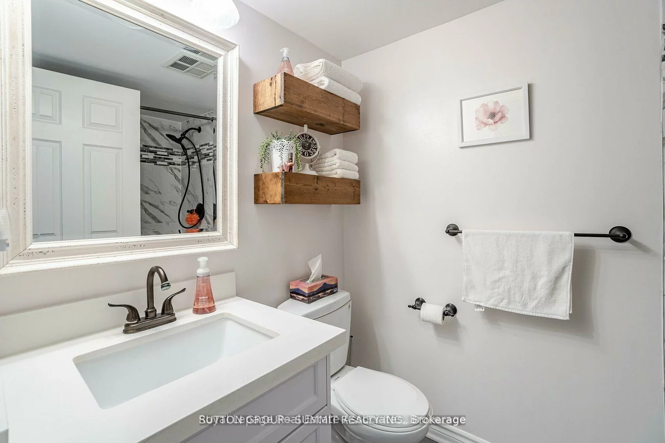 2177, Burnhamthorpe, Erin Mills, Mississauga