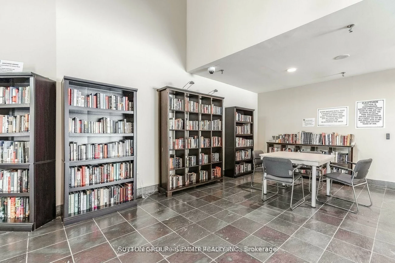 2177, Burnhamthorpe, Erin Mills, Mississauga