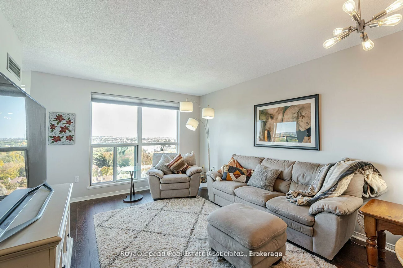 2177, Burnhamthorpe, Erin Mills, Mississauga